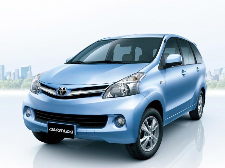  Toyota Avanza 2012 года  (фото 1 из 8)